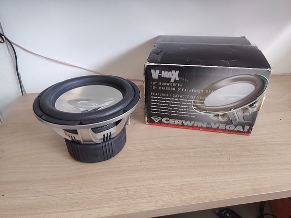 Cerwin-Vega 10" Subi