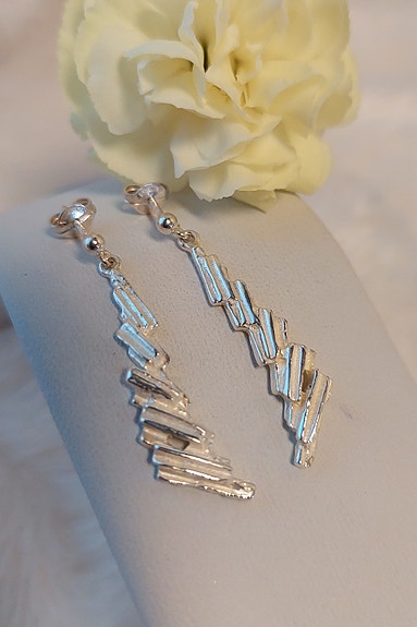 Sterling Silver Oy  925 hopeiset korvakorut