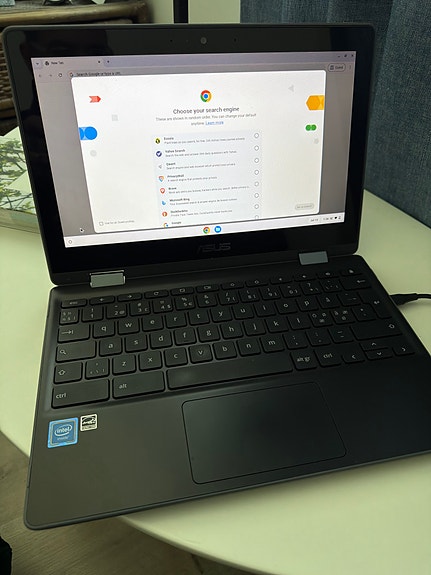 Asus 11.6” Chromebook Flip C214MA