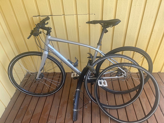 Specialized vita elite naisten pyörä + kinetic harjoitusvastus