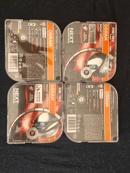 Osram Night Breaker Laser H8 18€ paketti.