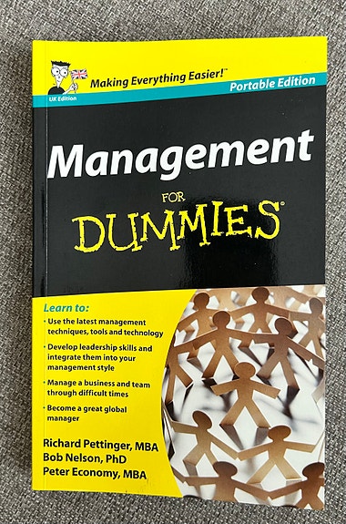 Management For Dummies -kirja