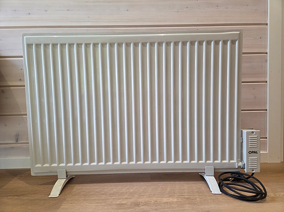 Öljytäytteinen sähkölämmitin 900W