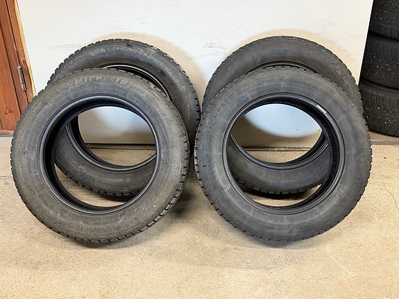 Michelin X-Ice North nastarenkaat