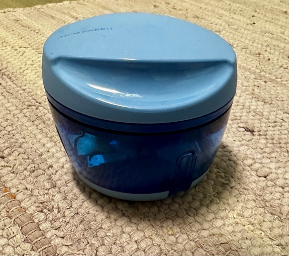 Tupperware yrttileikkuri 3dl