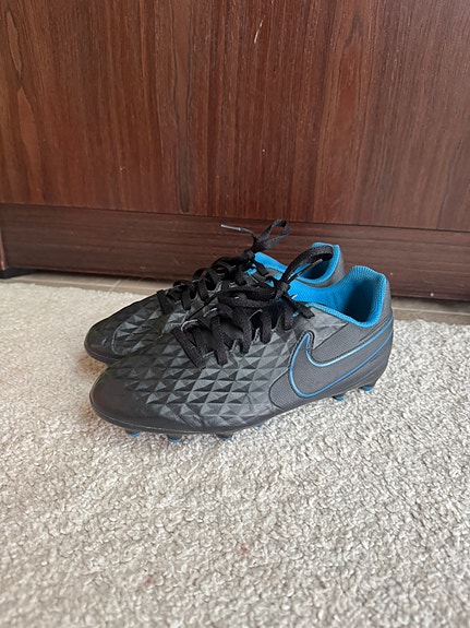 Koko 37,5 Nike Tiempo nappikset