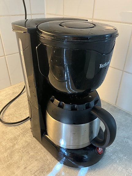 Tefal kahvinkeitin termoskannulla musta