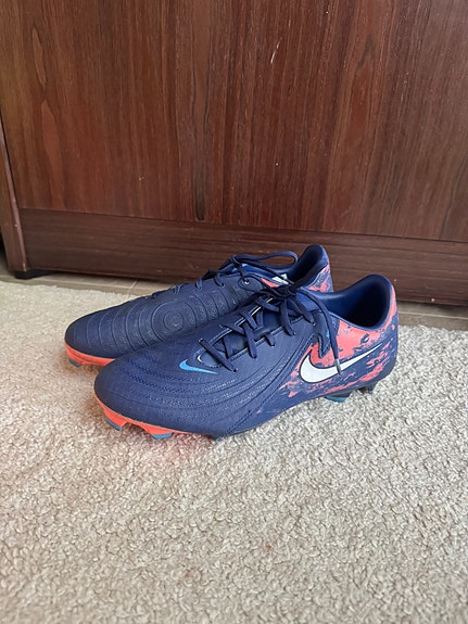 Koko 42 Nike Force9 nappikset