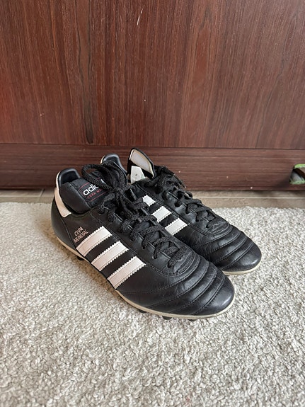 Koko 38 Adidas Copa Mundial nappikset