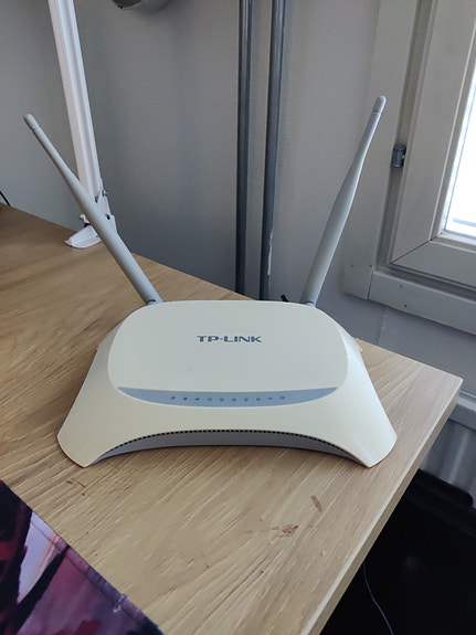 TP-Link TL-MR3420 langaton reititin