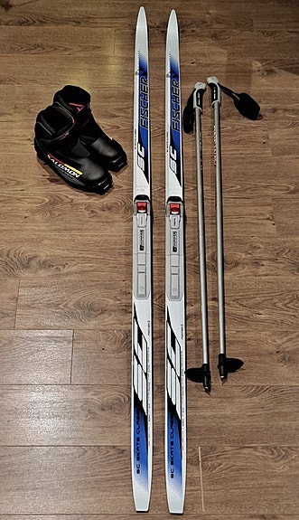 Fischer SC Skate Classic perinteisen hiihtotavan sukset 162cm, Salomon SNS side
