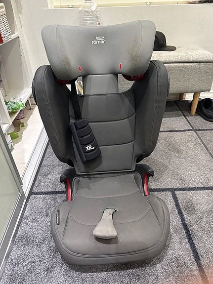Britax Römer turvaistuin 15-36kg harmaa Isofix
