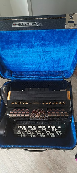 Bugari Armando Gold Series Casotto -harmonikka Gold-series (Myynti / Vaihto)
