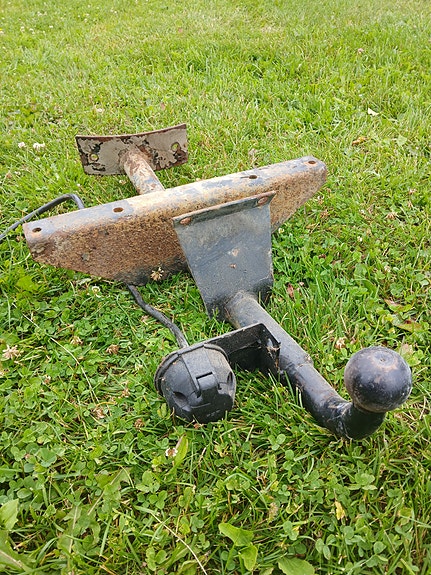 86C  vw polon vetokoukku