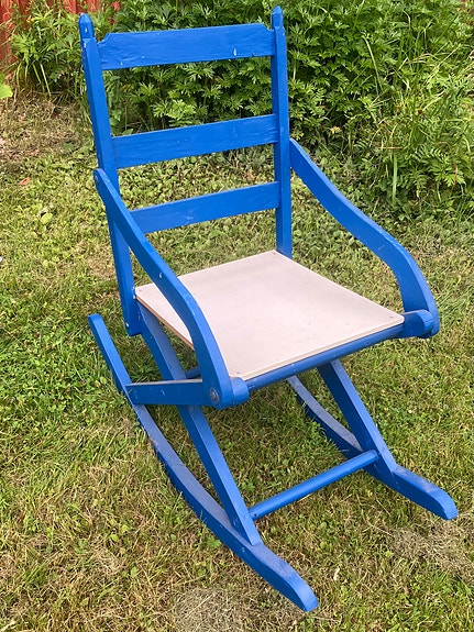 Sininen lasten keinutuoli puuta, vintage