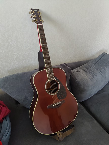 Yamaha Ll6 Are