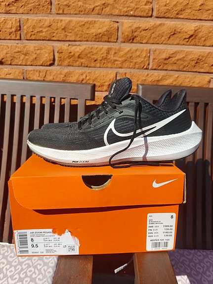 Nike Pegasus 41 kokoiset juoksukengät