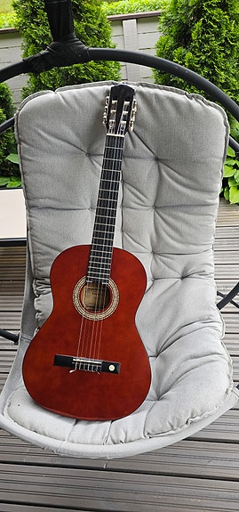 Tenson Classic 4/4 akustinen klassinen kitara
