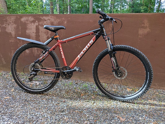Jamis maastopyörä 26"