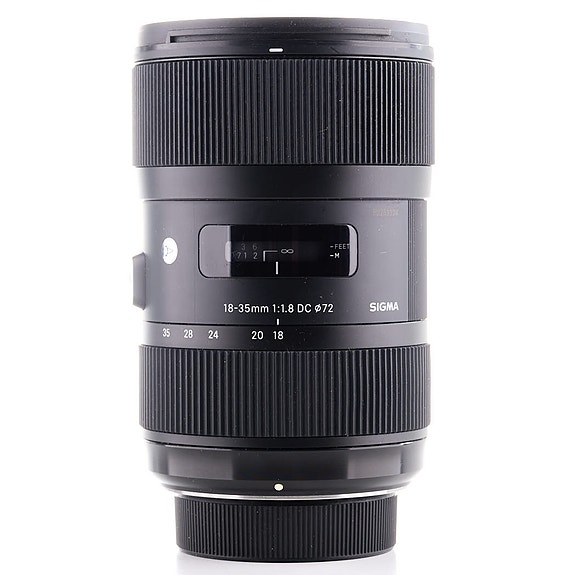 Sigma 18-35mm f/1.8 Art DC HSM -objektiivi (Nikon DX) (käytetty)