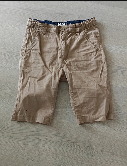 Poikien shortsit