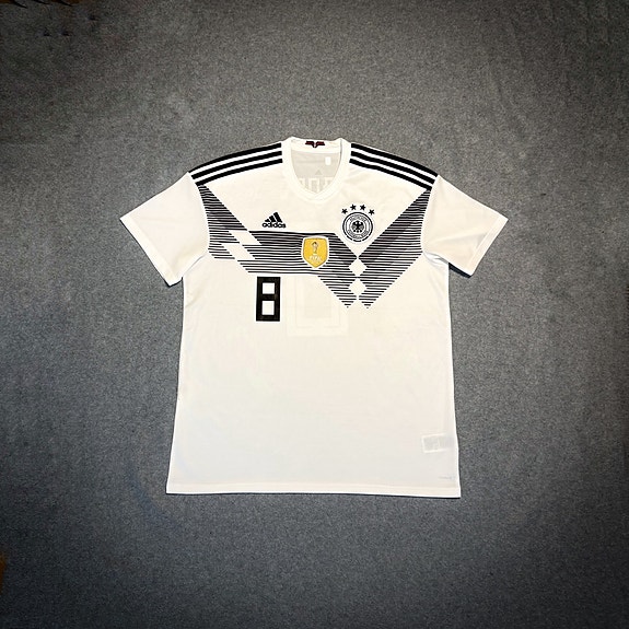 Saksan Kroos #8 jalkapallopaita koko XL