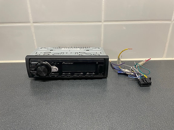 Pioneer mvh230bt