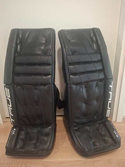 Myydään True catalyst 7x3 patjat 29+2"