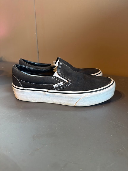 Vans classic slip on 38