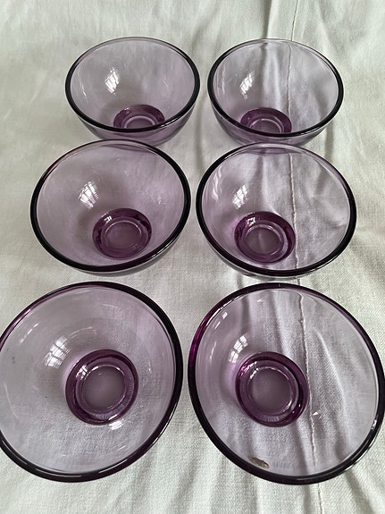 Karhula-Iittala / Riihimäen Lasi lila jälkiruokakulhot 6 kpl, Saara Sappinen