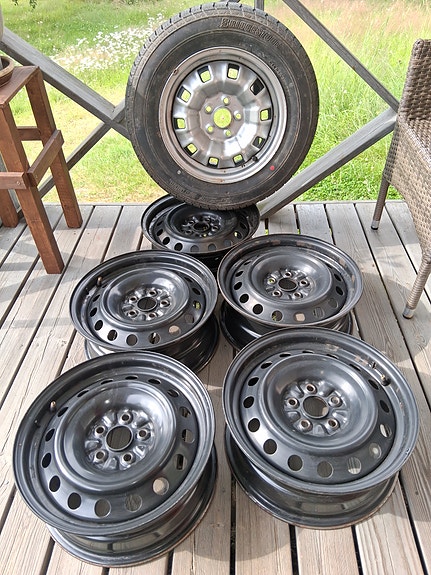 Toyota Avensis T22 ja Carina e Camry 15 tuuma vanteet + 14t vararengas