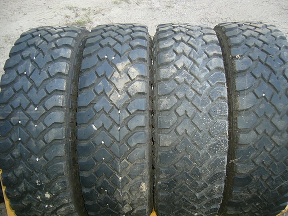 Maasturin kesärenkaat 235/85R 16