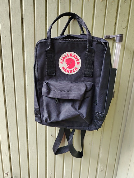 Fjällräven Kånken mini reppu musta unisex