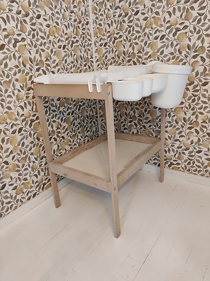 IKEA Sniglar hoitopöytä+hoitoalusta+säilytyskorit
