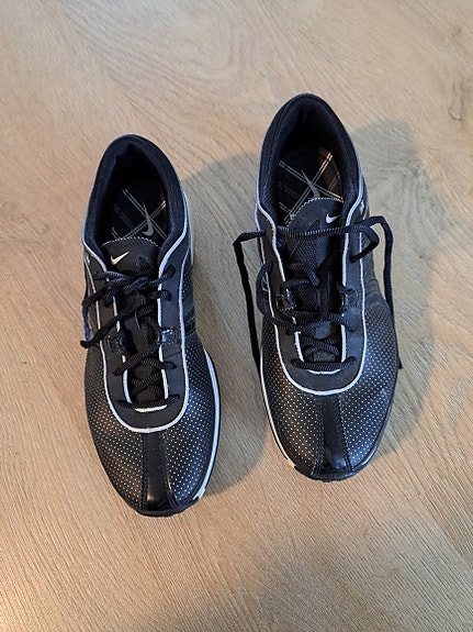 Nike golfkengät koko 39 musta