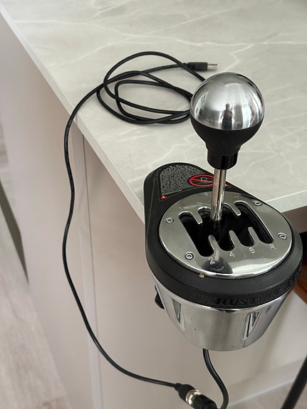 Thrustmaster TH8A