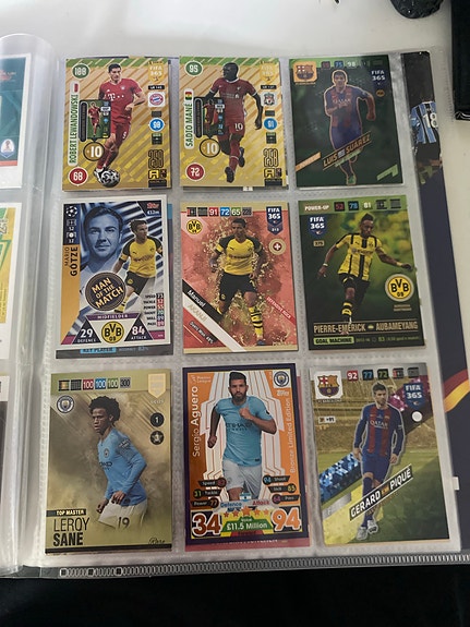 Panini Adrenalyn XL jalkapallokortit FIFA 365 / Champions League