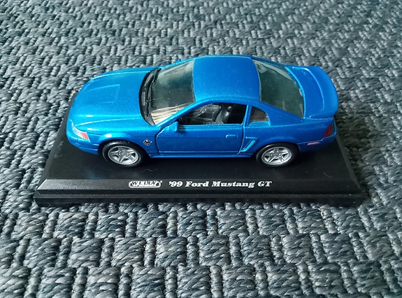 99 Ford Mustang GT