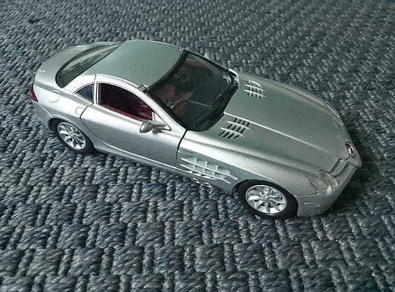 Mercedes-Benz SLR McLaren