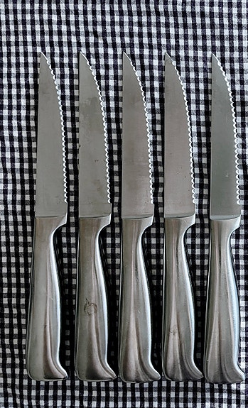 Hackman Gourmet sahalaitaiset pihviveitset