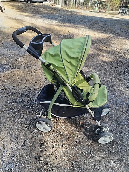 ihanat, vihreät Emman matkarattaat