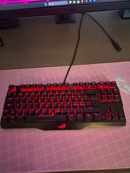 Asus Rog Claymore Core RGB Cherry MX Red