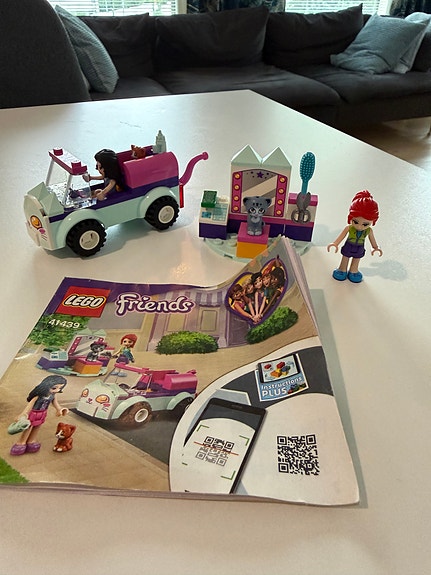 Lego Friends Kissan trimmausauto