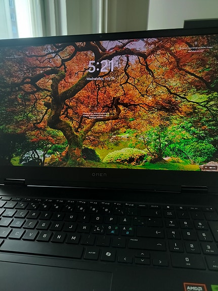 HP Omen pelikannettava 17" musta