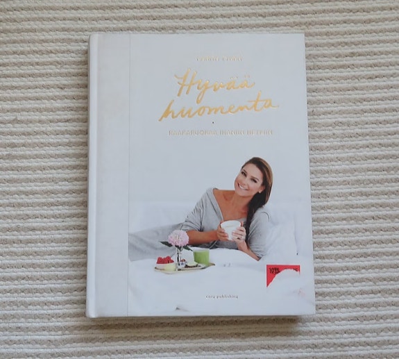 Hyvää huomenta - raakaruokaa ihaniin hetkiin - Karita Tykkä
