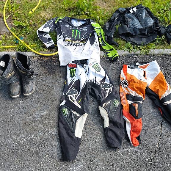 motocross varusteita.