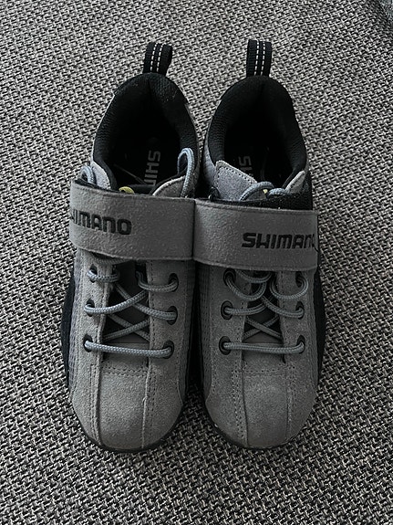 Shimano pyöräilykengät koko 3 harmaa