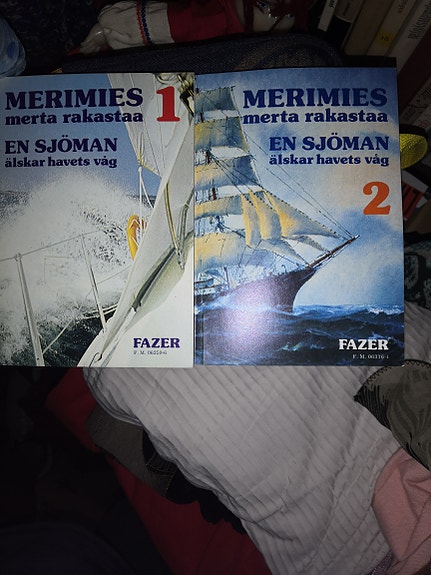 Merimies merta rakastaa 1–2 -kirjasarja, suomi–ruotsi