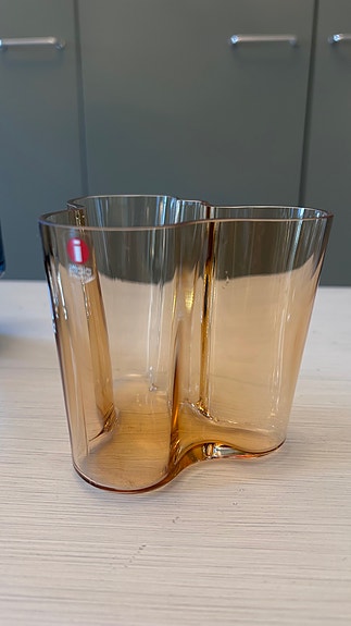 Aalto vaasi
