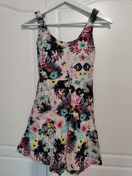 Gina Tricot kesämekko XS
